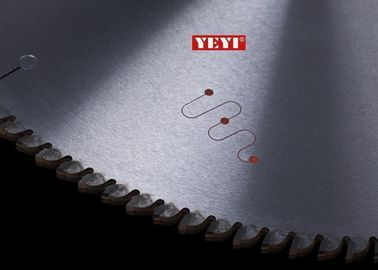 Plastikowych i aluminiowych Cięcie brzeszczoty 450 x 4,0 x 3,2 x 120T, Metal Blade Cut